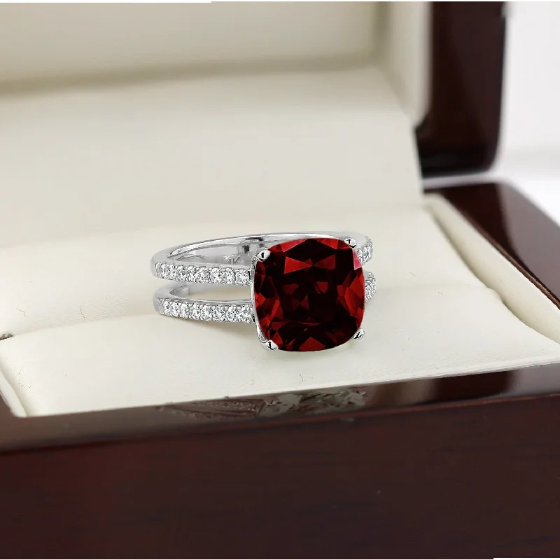 Auriya Modern 5ct Cushion-cut Garnet and Diamond Engagement Ring 1/4cttw 14k Gold