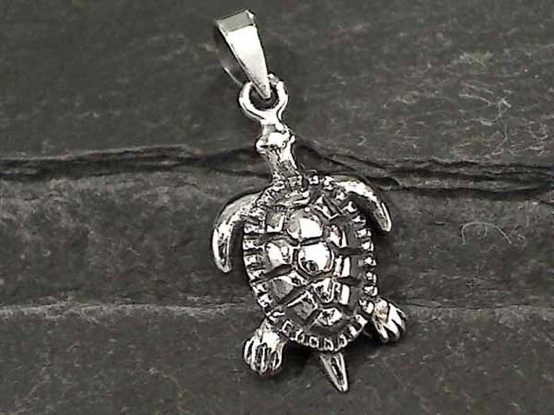 Best necklaces and pendants with cubic zirconia for a budget-friendly dazzling effect-Sterling Silver Sea Turtle Pendant