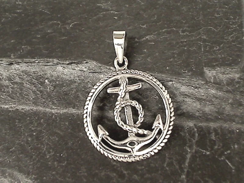 Best necklaces and pendants with vintage lockets for a nostalgic, sentimental look-Sterling Silver Anchor Pendant