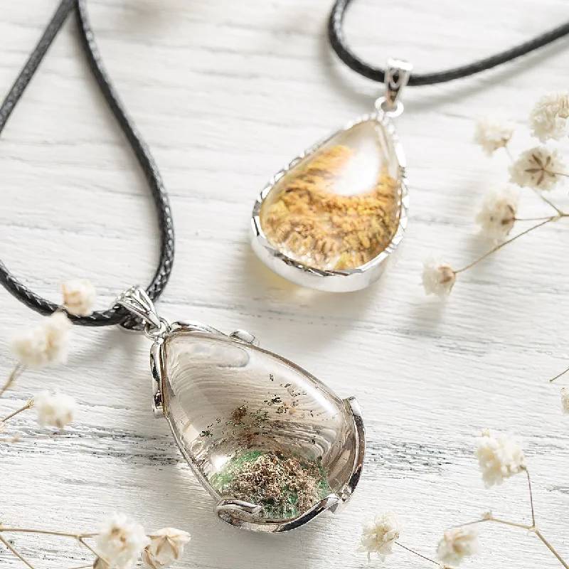 Best necklaces and pendants with opal and gold for a vibrant, luxurious contrast-Phantom Quartz Necklace